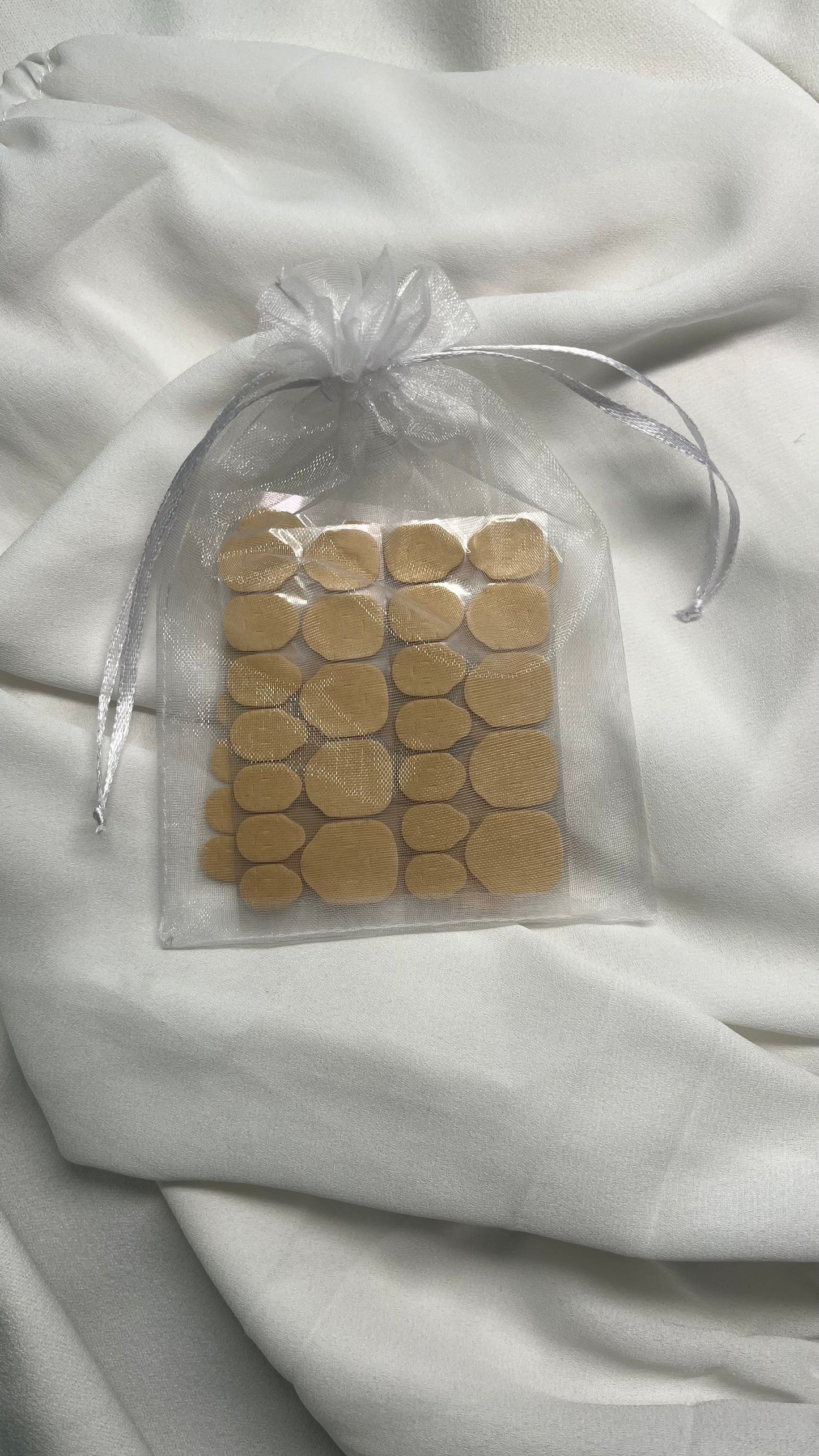 Glue tabs