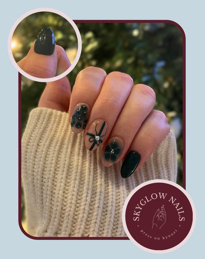 Mistletoe Garden